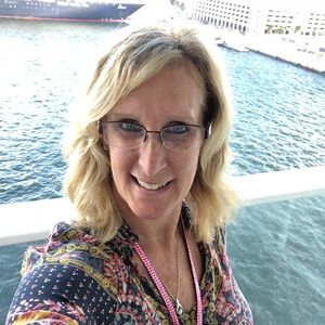 Meet your Posher, Cindy